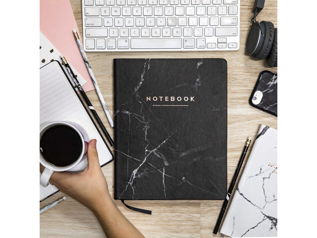 Notitieboek Èccolo Black Marble lijn ca.20x25cm 80gr. 256 Seiten.