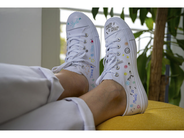 Textielmarker Eberhard Faber 4st. in etui incl. 4 stencils met sjablonen