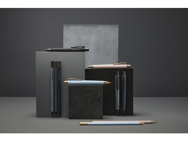 Grafietpotlood Faber-Castell Urban himmelblau