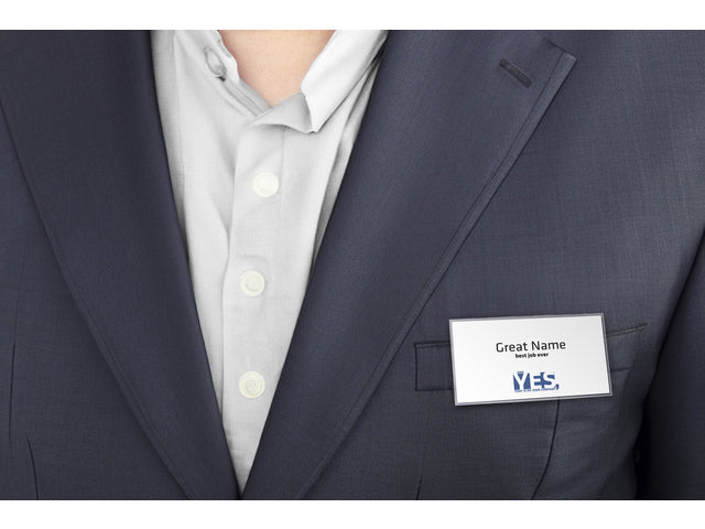 Das 40 x 75 mm große Kangaro-Logo besteht aus 24 Stück mit Clip, geschrieben und mit Steckkarten versehen