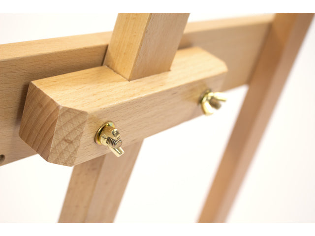 Atelier ezel Kangro voor doeken van 4,9 cm dik. Beukenhout. Dienblad 56x5cm. Ezel 61x151x90cm (b/h/d)