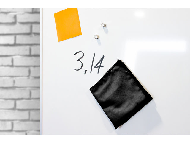 Reinigingsdoekje Kangaro voor whiteboards 30x30cm zwart magnetisch