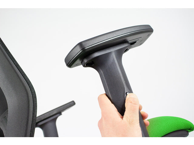 Bürostuhl Linea Tekna 01 schwarz/grün mit 2D-Armlehnen