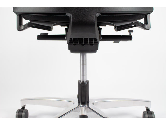 Bürostuhl Linea Omnia 01 schwarz/schwarz mit 3D-Armlehnen und Aluminium-Büro