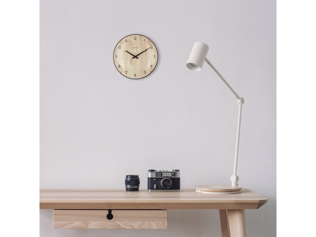 Tafelklok Nextime Edge Wood Mini 20 cm houtkleurige gebolde glazen lens