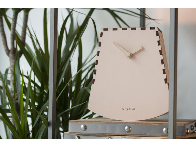 Tafelklok NeXtime Rocky 19,5x18x8,8 cm hout zalm