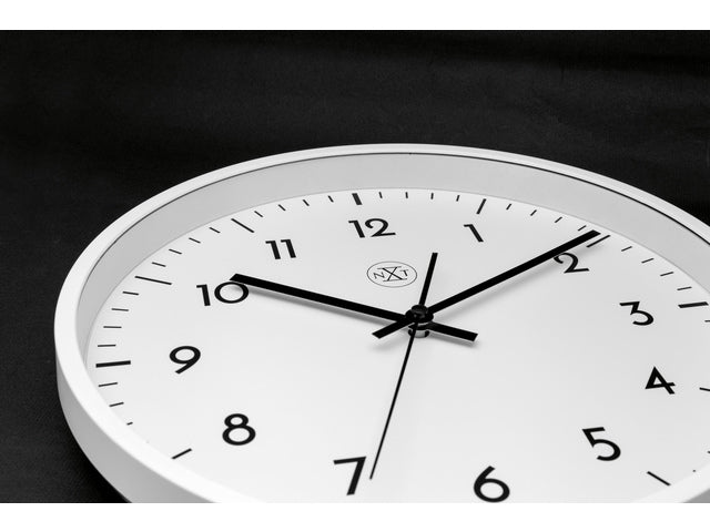 wandklok NXT diameter 30cm kunststof wit, witte wijzerplaat