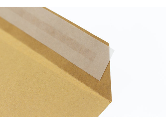 Envelop Raadhuis 162x229mm C5 akte plakstrip kraft 90gr 500 stuks in doos