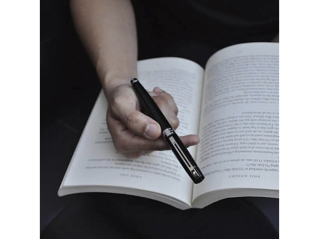 Vulpen SHEAFFER 300 E9312 M Glanzend zwart verchroomd