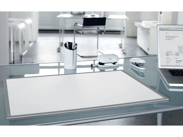 Bureauonderlegger Sigel wit geruit 59,5x41cm, 80 grams papier, 30 vel, ongedateerd