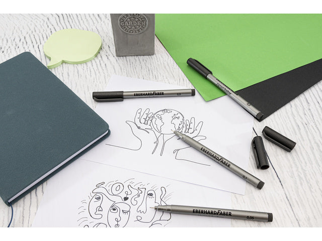 Pigment Fineliner Eberhard Faber 4. Im schwarzen Etui, 0,05, 0,1, 0,3 und 0,5 mm
