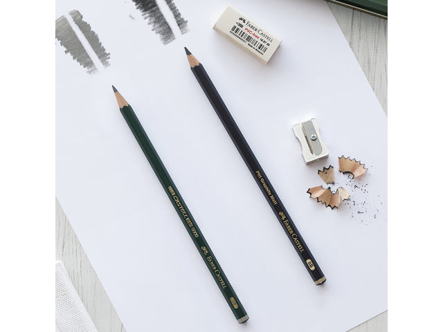 Grafietpotlood Faber-Castell Pitt Mat set 4 potl. 2B,6B,10B, 14B, 1 gom, 1 enkele slijper op blis.