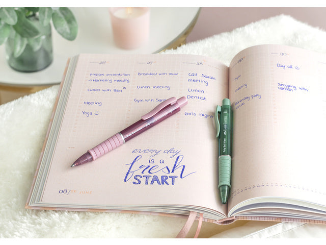 Balpen Faber-Castell Polyball Bekijk groene lelie