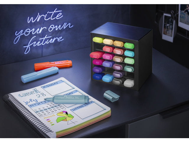 Textmarker Faber-Castell Schreibtischset 24 Farben, 7 Neonfarben, 9 Pastellfarben und 8 Metallicfarben