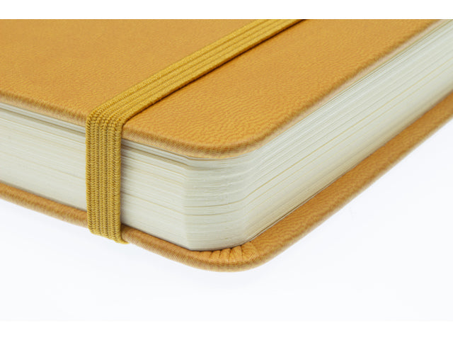 Schetsboek Kangaro 12x12cm okergeel PU hardcover 80 blad 140 grams roomwit papier met elastiek en lint