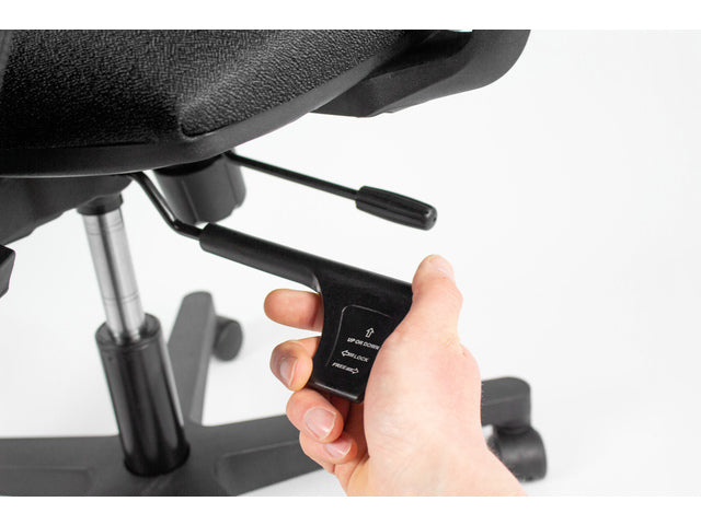 Bureaustoel Linea Tekna 01/PT zwart/zwart met 3D armleuning en hoofdsteun