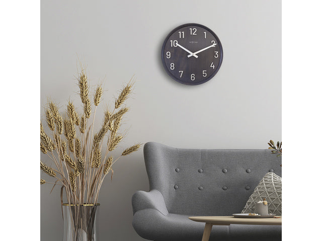 Grote wandklok - 50cm- Stille klok - Walnoot - zwart - NeXtime "Precious"