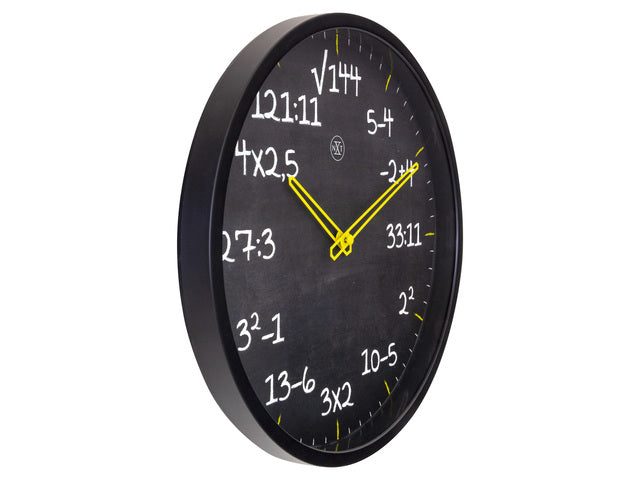 Reken wandkllok - 30cm -Stille klok- Rekenformule design - nXt by NeXtime - "Maths"
