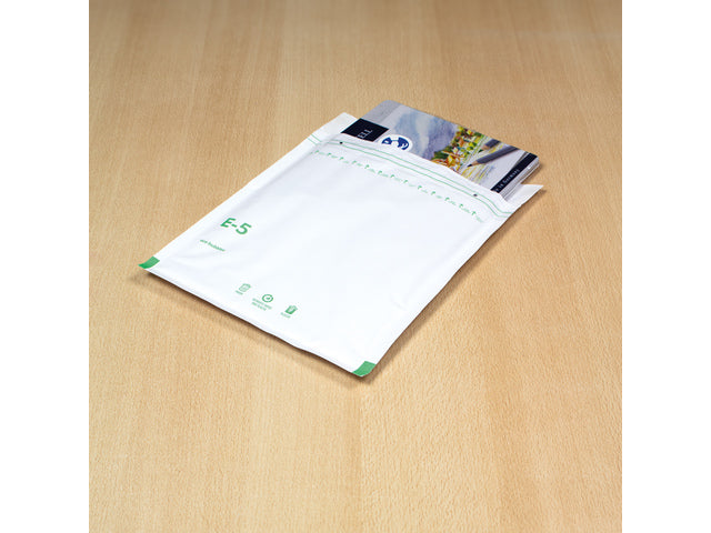 Luchtkussenenvelop Raadhuis 220x265mm E15 wit plakstrip doos a 100 stuks