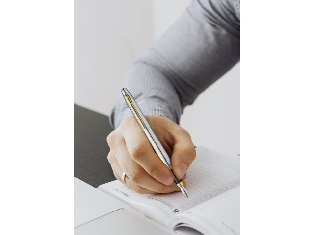 Vulpen SHEAFFER VFM E9422 M Gepolijst chroom verguld