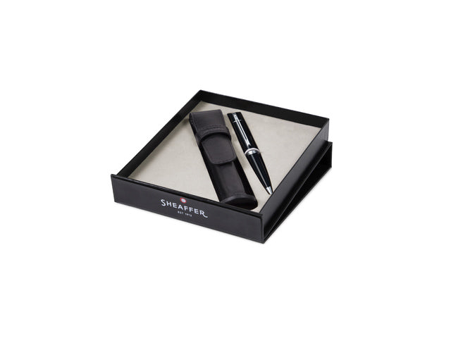 Balpen Giftset Sheaffer 300 Balpen Giftset SHEAFFER 300 G9312 Helder chroom goudkleur met lederen penetui
