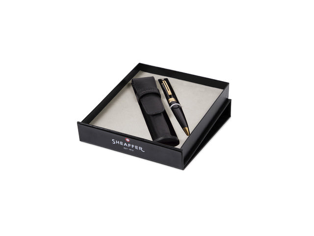 Balpen Giftset Sheaffer 300 Balpen Giftset SHEAFFER 300 G9325 Helder chroom goudkleur met lederen penetui
