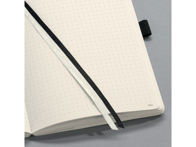 Notitieboek Conceptum A5 zwart puntgelijnd, softcover.