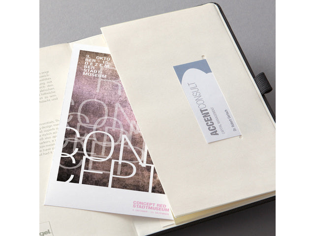 Notitieboek Conceptum A4 Beige 5mm ruit hardcover. Nummerde pagina's, inhoudsopgave, sluiting dmv elastiek, lus voor pen, 2 leeslintjes. 194 pagina's 80 grams chamoiskleurig papier. PEFC-gecertificeerd