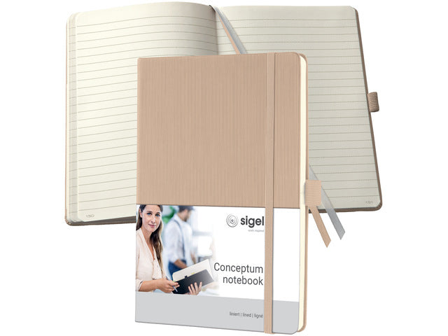 Notitieboek Conceptum A5 Beige gelinieerd hardcover. Nummerde pagina's, inhoudsopgave, sluiting dmv elastiek, lus voor pen, 2 leeslintjes. 194 pagina's 80 grams chamoiskleurig papier. PEFC-gecertificeerd