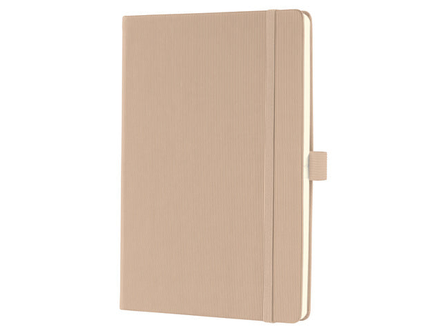 Notitieboek Conceptum A5 Beige gelinieerd hardcover. Nummerde pagina's, inhoudsopgave, sluiting dmv elastiek, lus voor pen, 2 leeslintjes. 194 pagina's 80 grams chamoiskleurig papier. PEFC-gecertificeerd