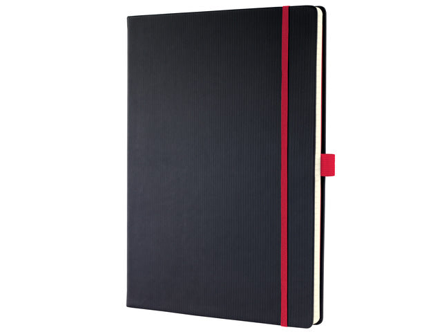 Notitieboek Conceptum RED Edition A4 zwart 5mm ruit hardcover. Nummerde pagina's, inhoudsopgave, sluiting dmv elastiek, lus voor pen, 2 leeslintjes. 194 pagina's 80 grams chamoiskleurig papier. PEFC-gecertificeerd