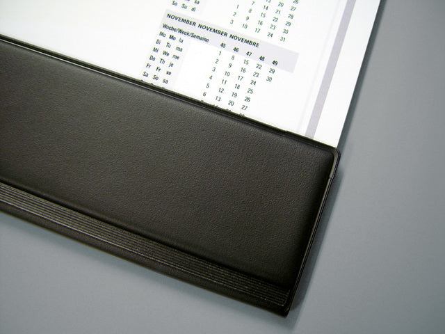 Bureauonderlegger Sigel Office 59,5x41cm, 80gr papier, 40 vel, met zwarte kunststof beschermrand. 2023/24.